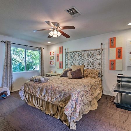 Vegas Oasis Home With Pool And Spa 7 Miles To Strip 라스베이거스 외부 사진