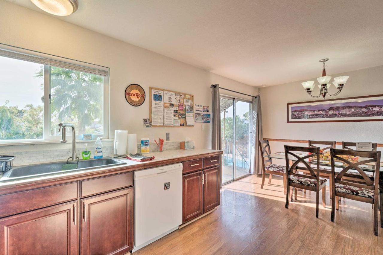 Vegas Oasis Home With Pool And Spa 7 Miles To Strip 라스베이거스 외부 사진