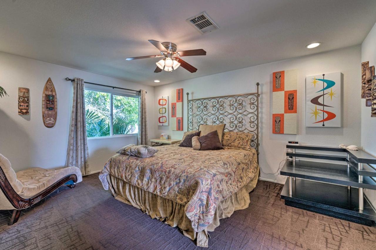Vegas Oasis Home With Pool And Spa 7 Miles To Strip 라스베이거스 외부 사진