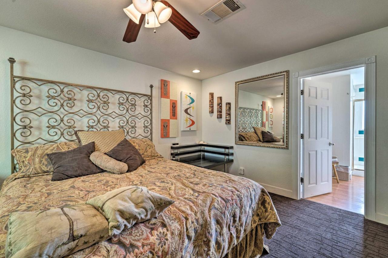 Vegas Oasis Home With Pool And Spa 7 Miles To Strip 라스베이거스 외부 사진