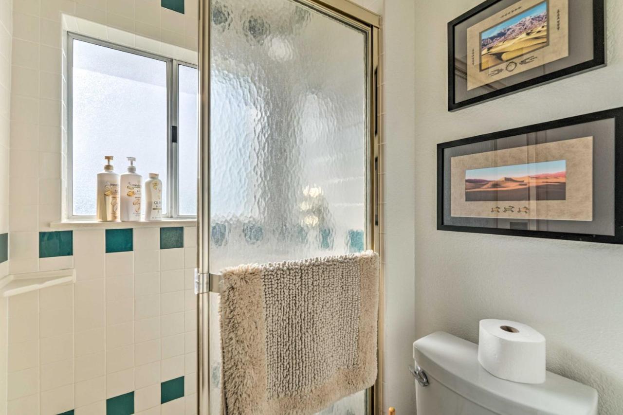 Vegas Oasis Home With Pool And Spa 7 Miles To Strip 라스베이거스 외부 사진